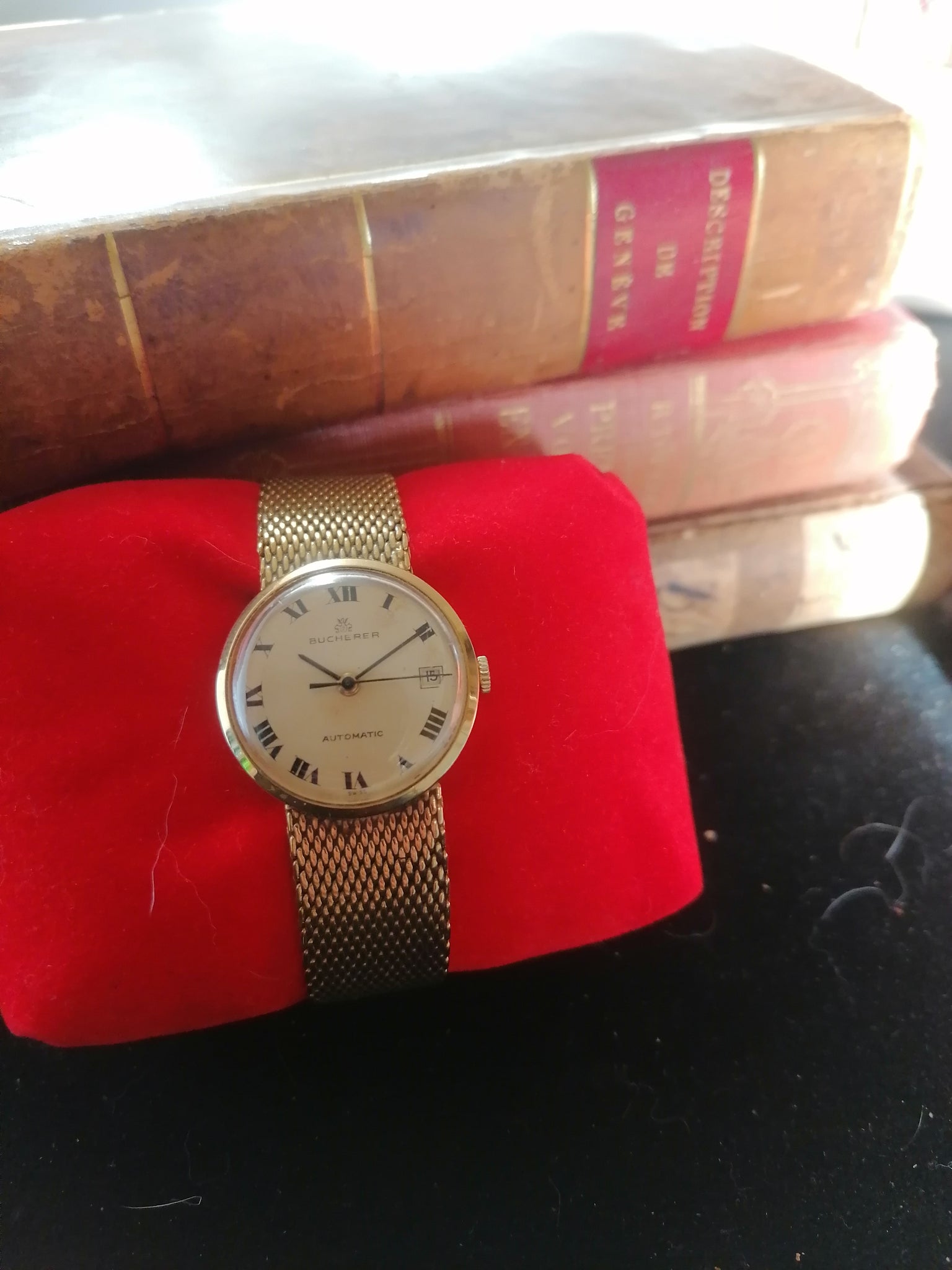 Bucherer automatique femme mod le 1960 dor . Salle des Ventes